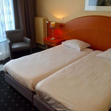 Acces Hotel Oostende Bagian luar foto