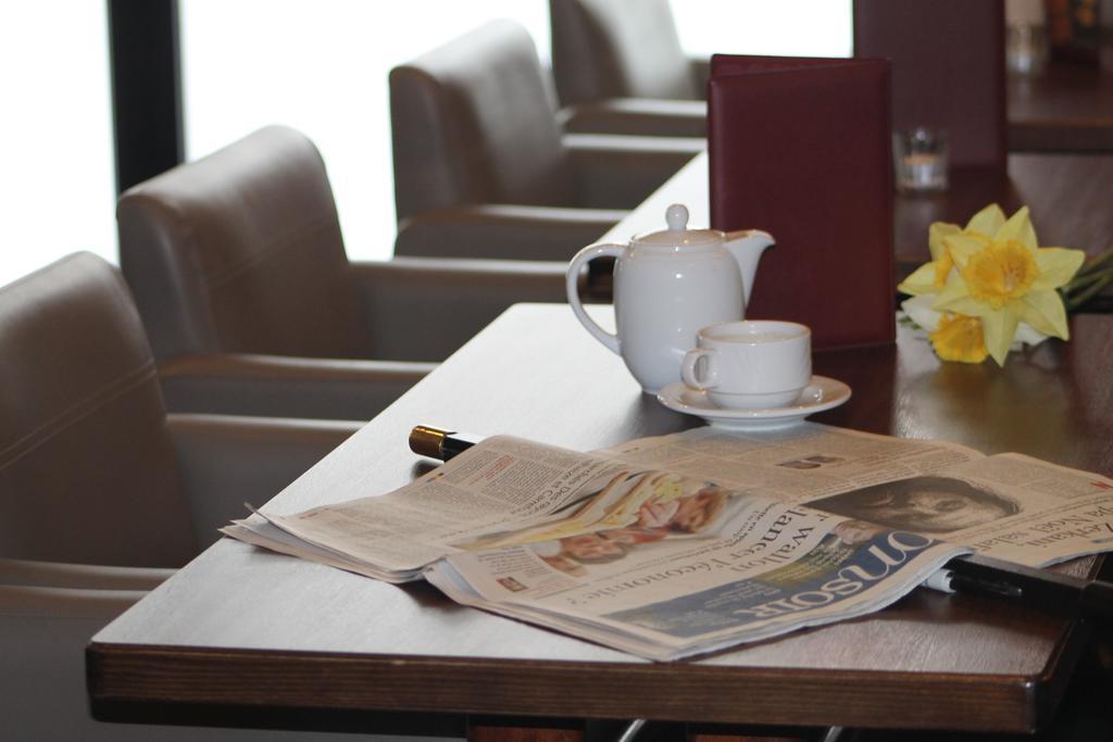 Acces Hotel Oostende Bagian luar foto