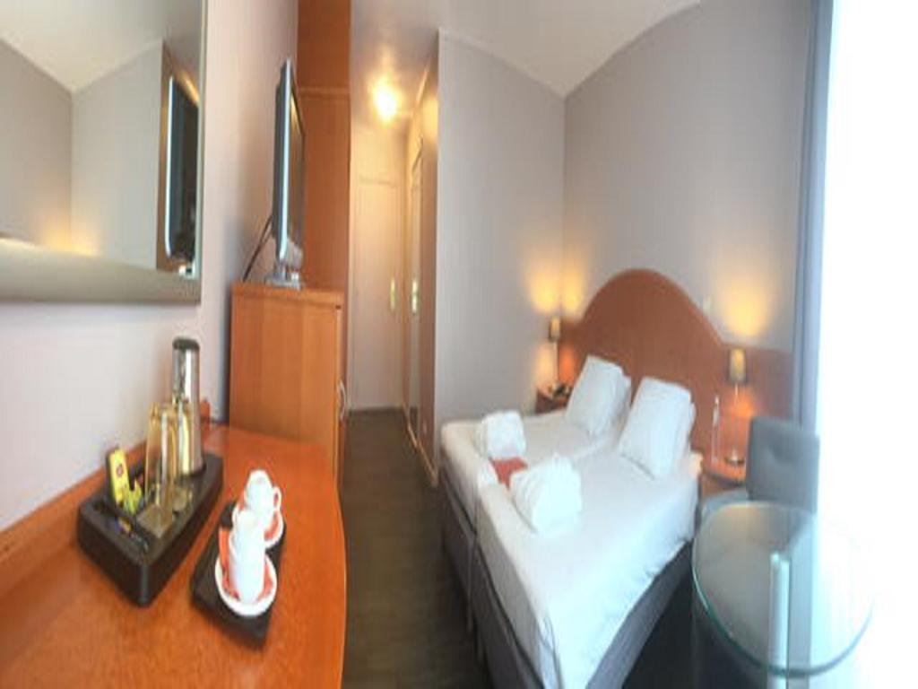 Acces Hotel Oostende Bagian luar foto