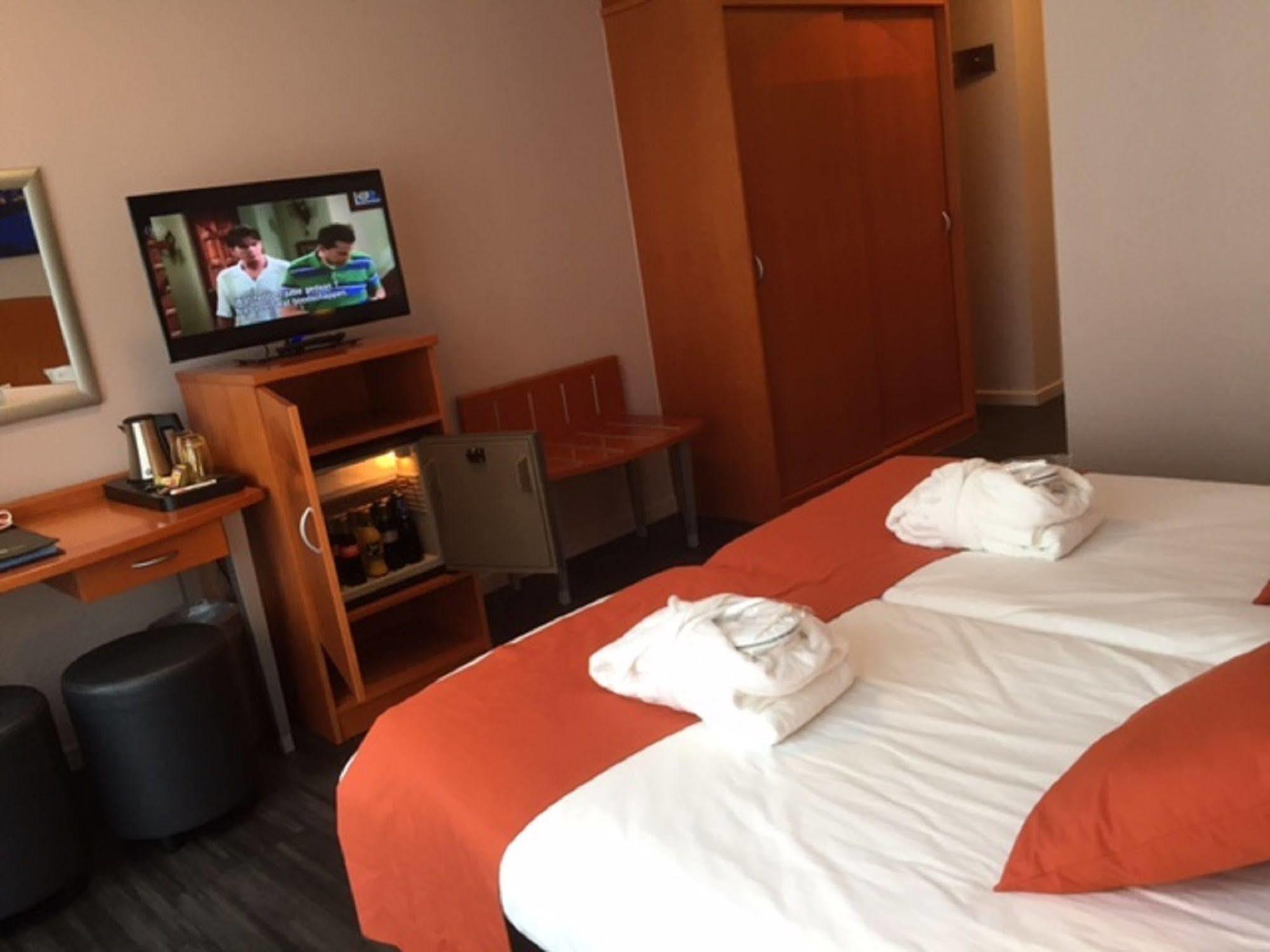 Acces Hotel Oostende Bagian luar foto