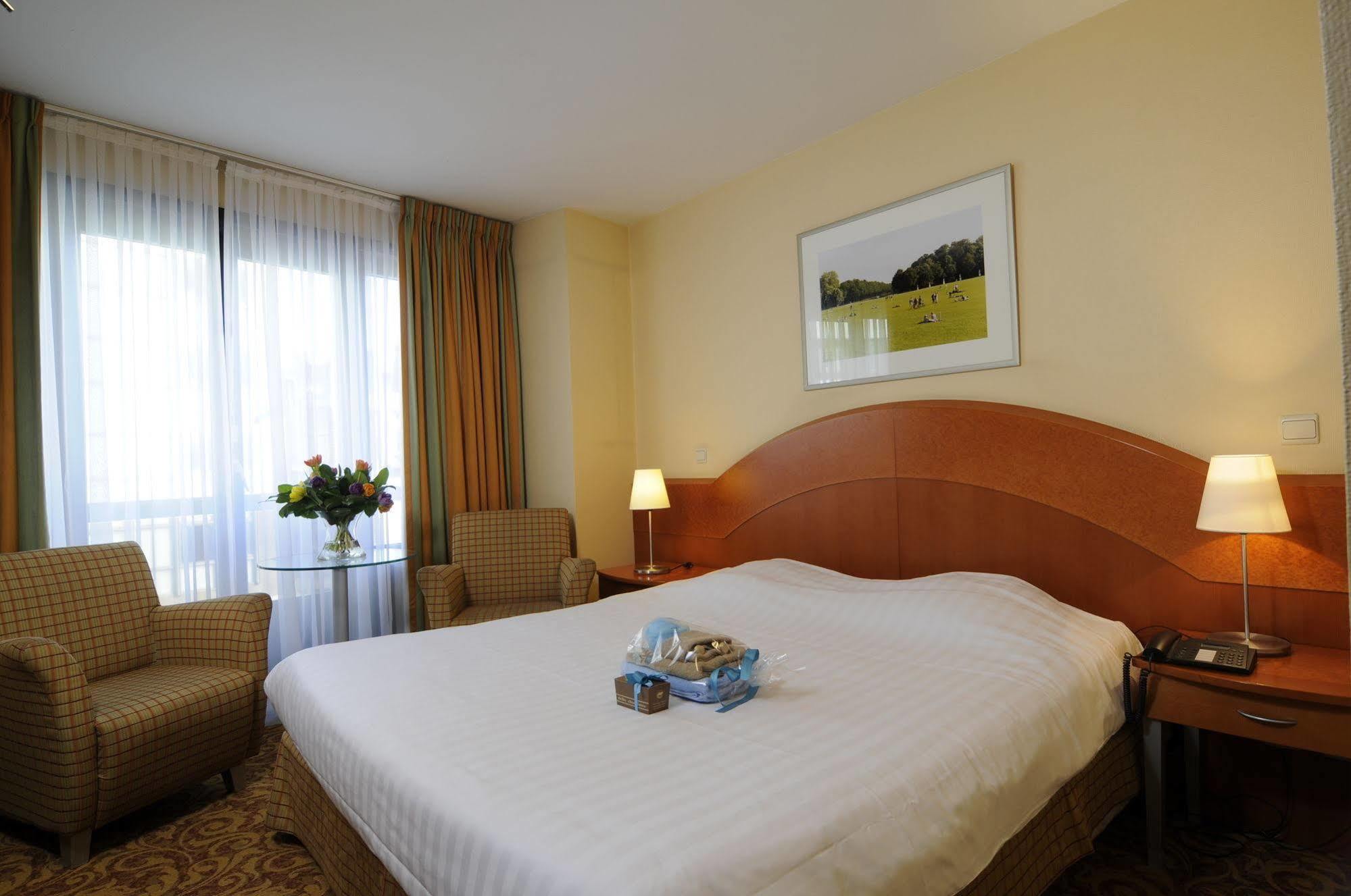 Acces Hotel Oostende Bagian luar foto