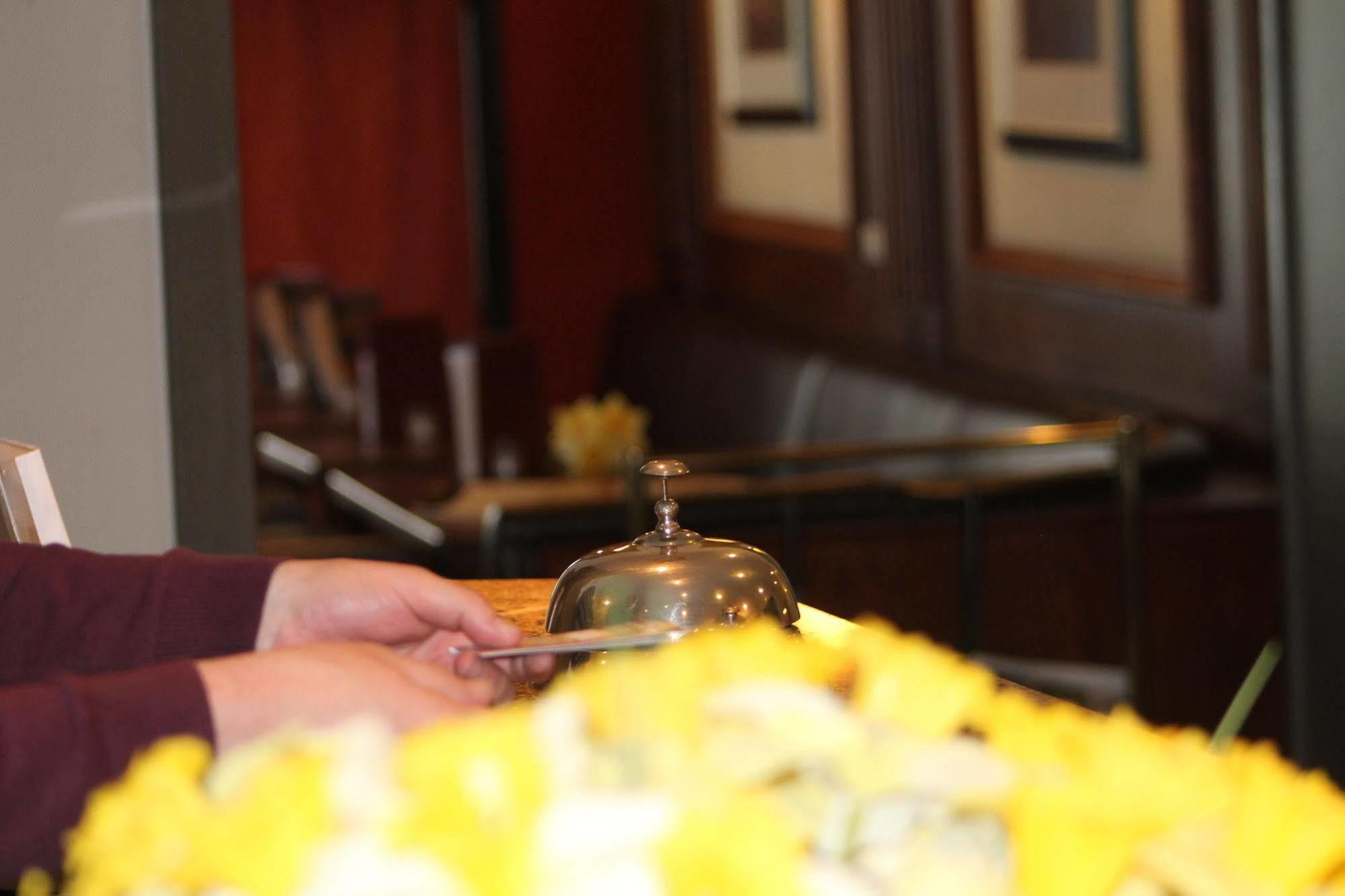 Acces Hotel Oostende Bagian luar foto